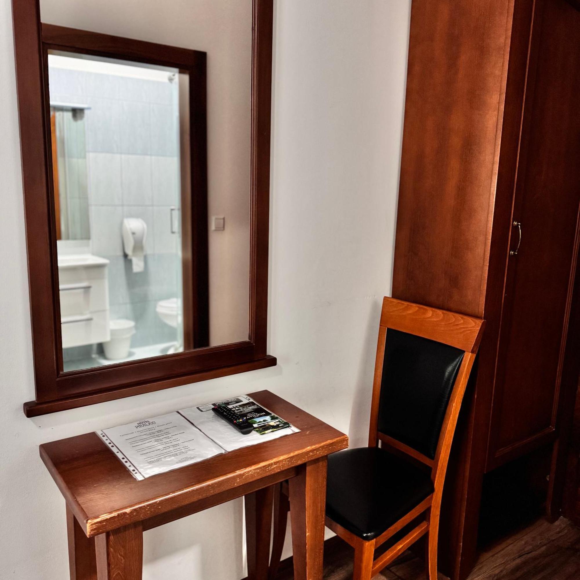 Hotel Paviljon Bihać Zewnętrze zdjęcie