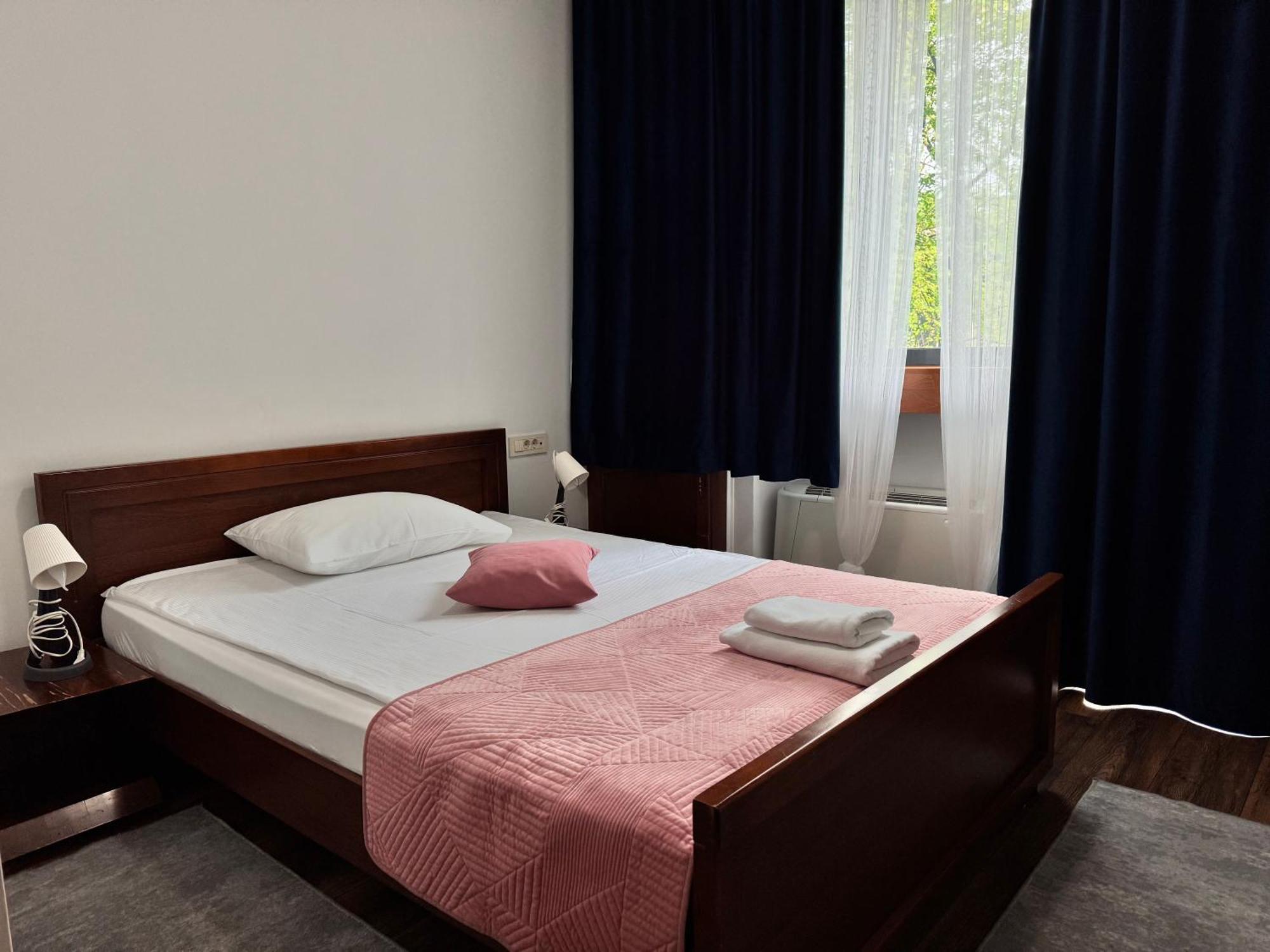 Hotel Paviljon Bihać Zewnętrze zdjęcie