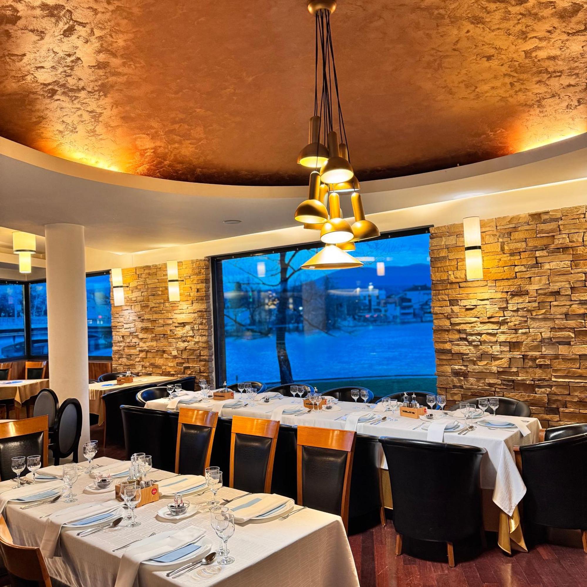 Hotel Paviljon Bihać Zewnętrze zdjęcie