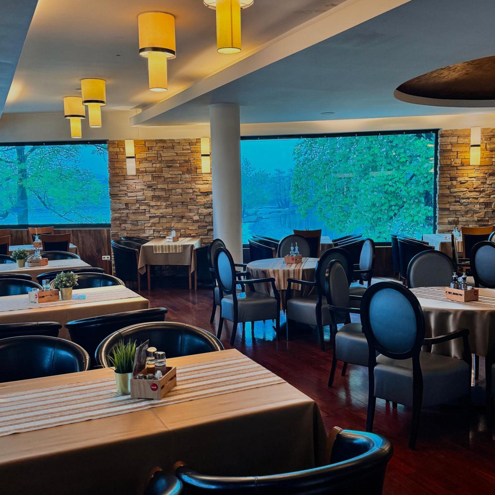 Hotel Paviljon Bihać Zewnętrze zdjęcie